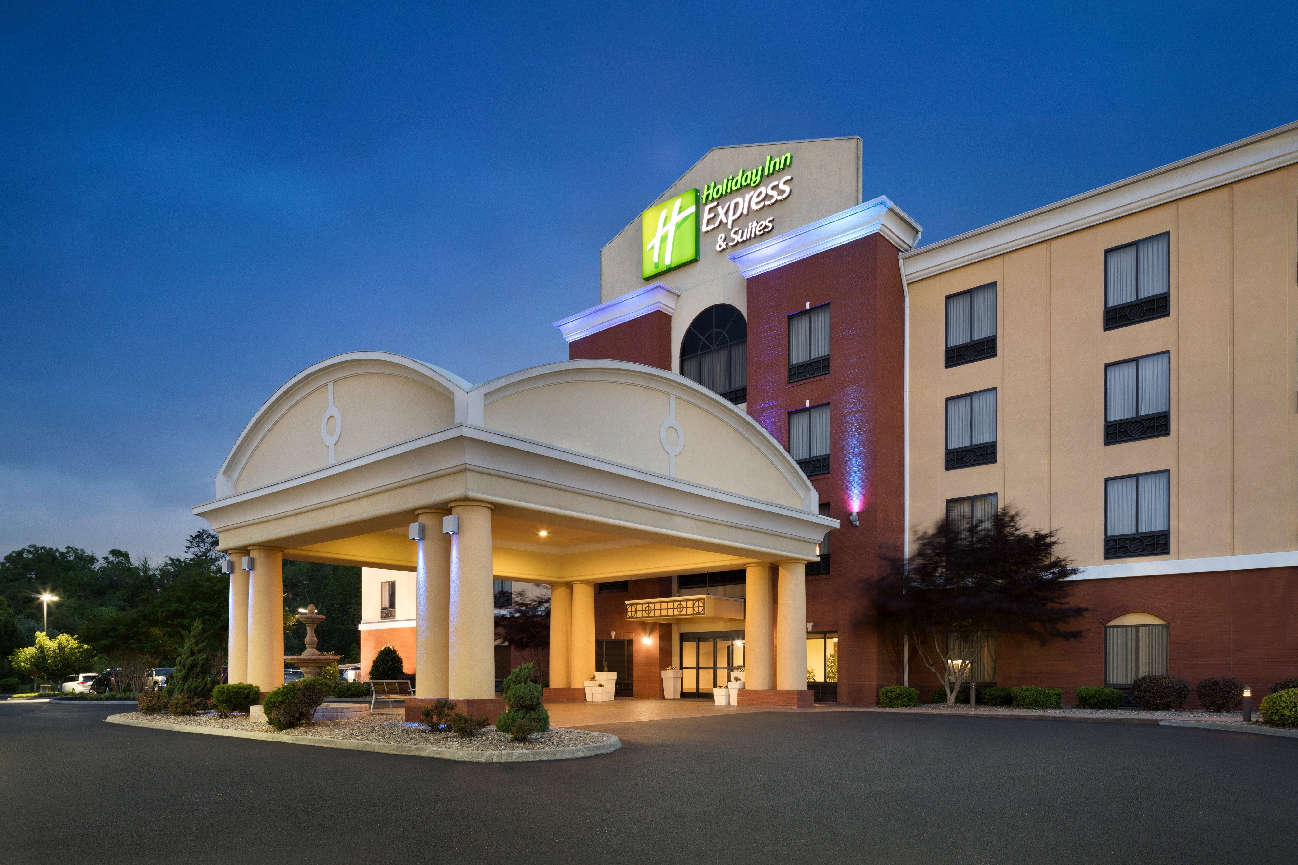 Holiday Inn Express & Suites Knoxville-Clinton By Ihg Exterior photo