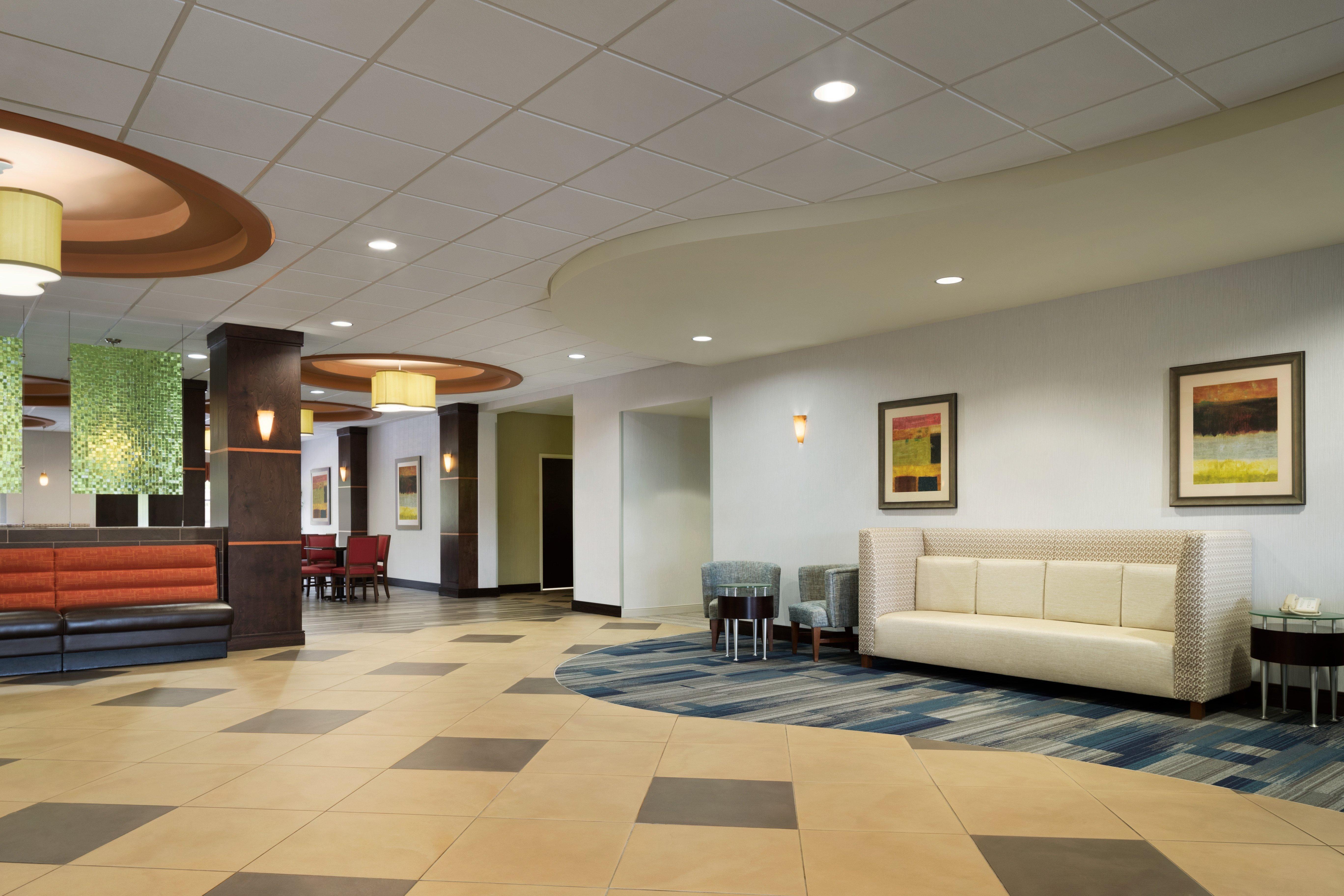 Holiday Inn Express & Suites Knoxville-Clinton By Ihg Exterior photo