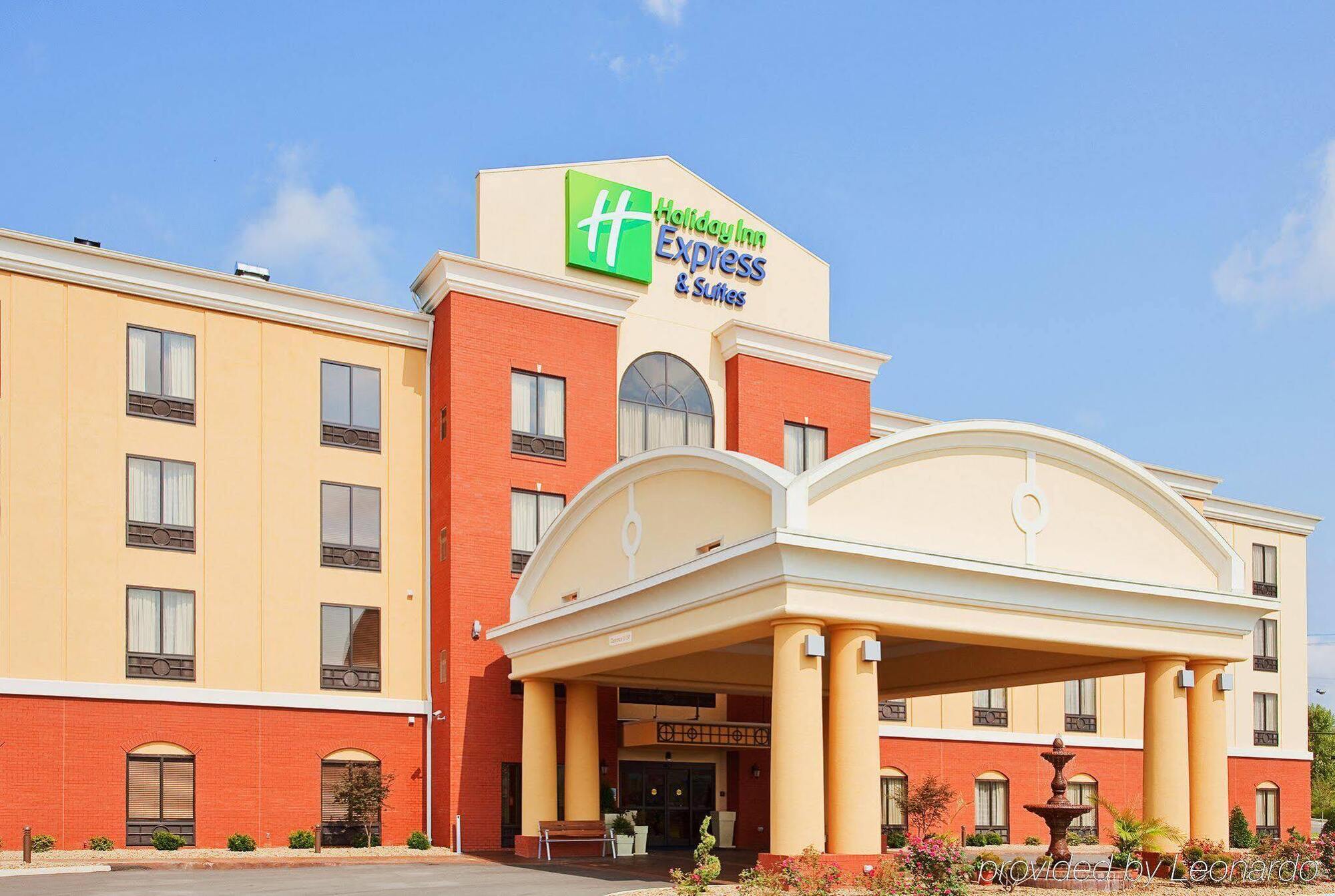 Holiday Inn Express & Suites Knoxville-Clinton By Ihg Exterior photo