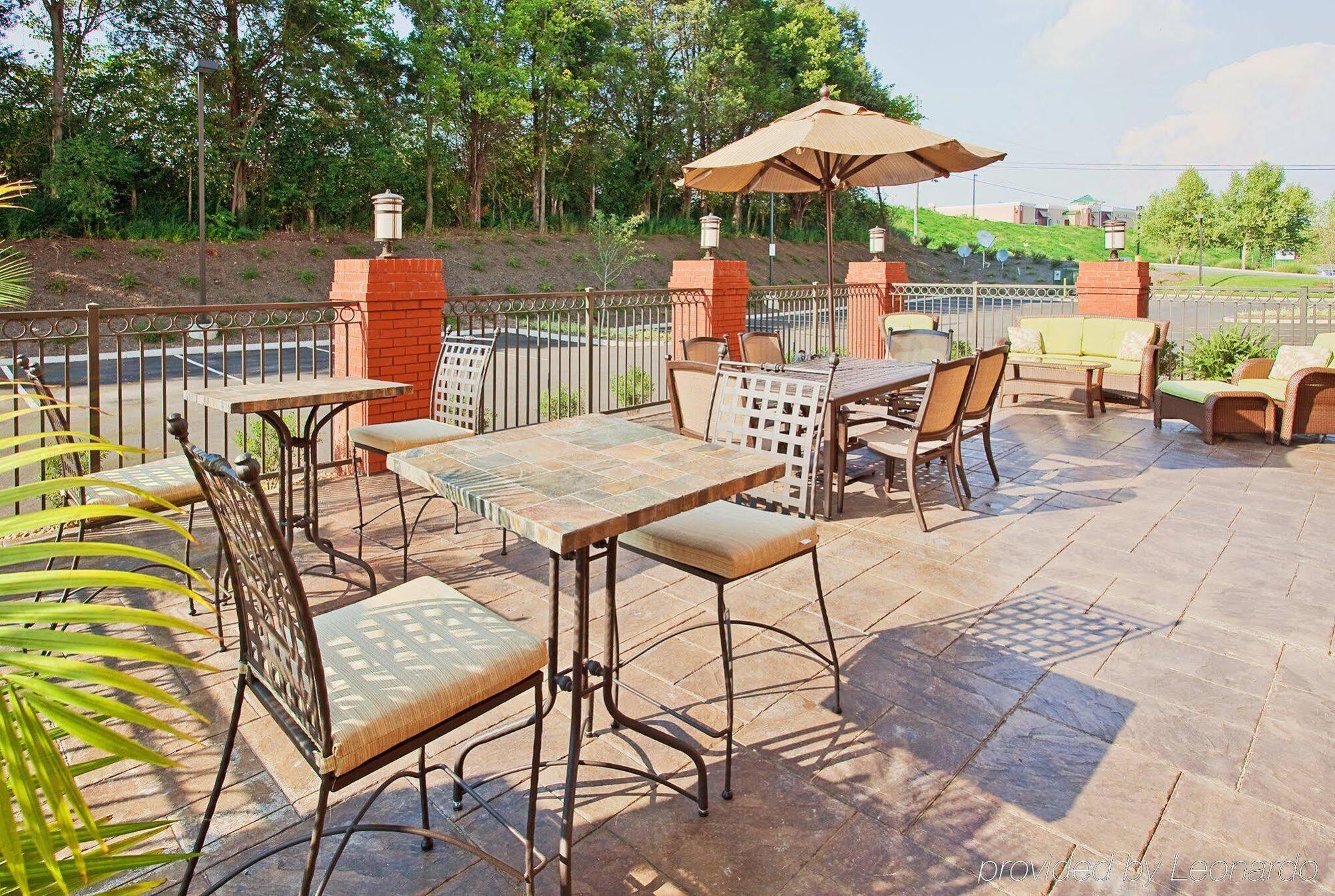 Holiday Inn Express & Suites Knoxville-Clinton By Ihg Exterior photo